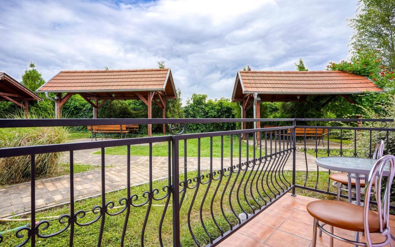 Apartmany Karmon Park Veľký Meder 外观 照片