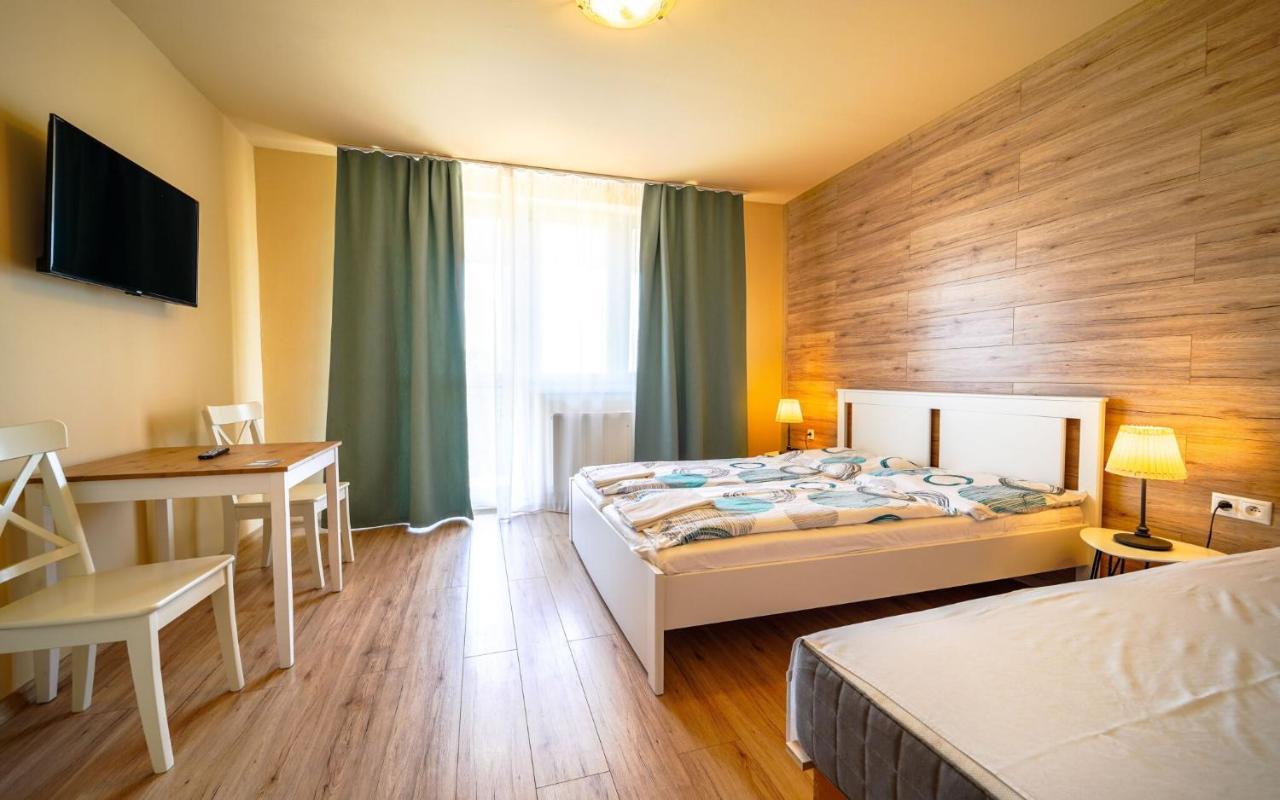 Apartmany Karmon Park Veľký Meder 外观 照片